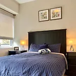 Victoria Old Town One Bedroom Apartment