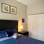 Victoria Old Town One Bedroom Apartment